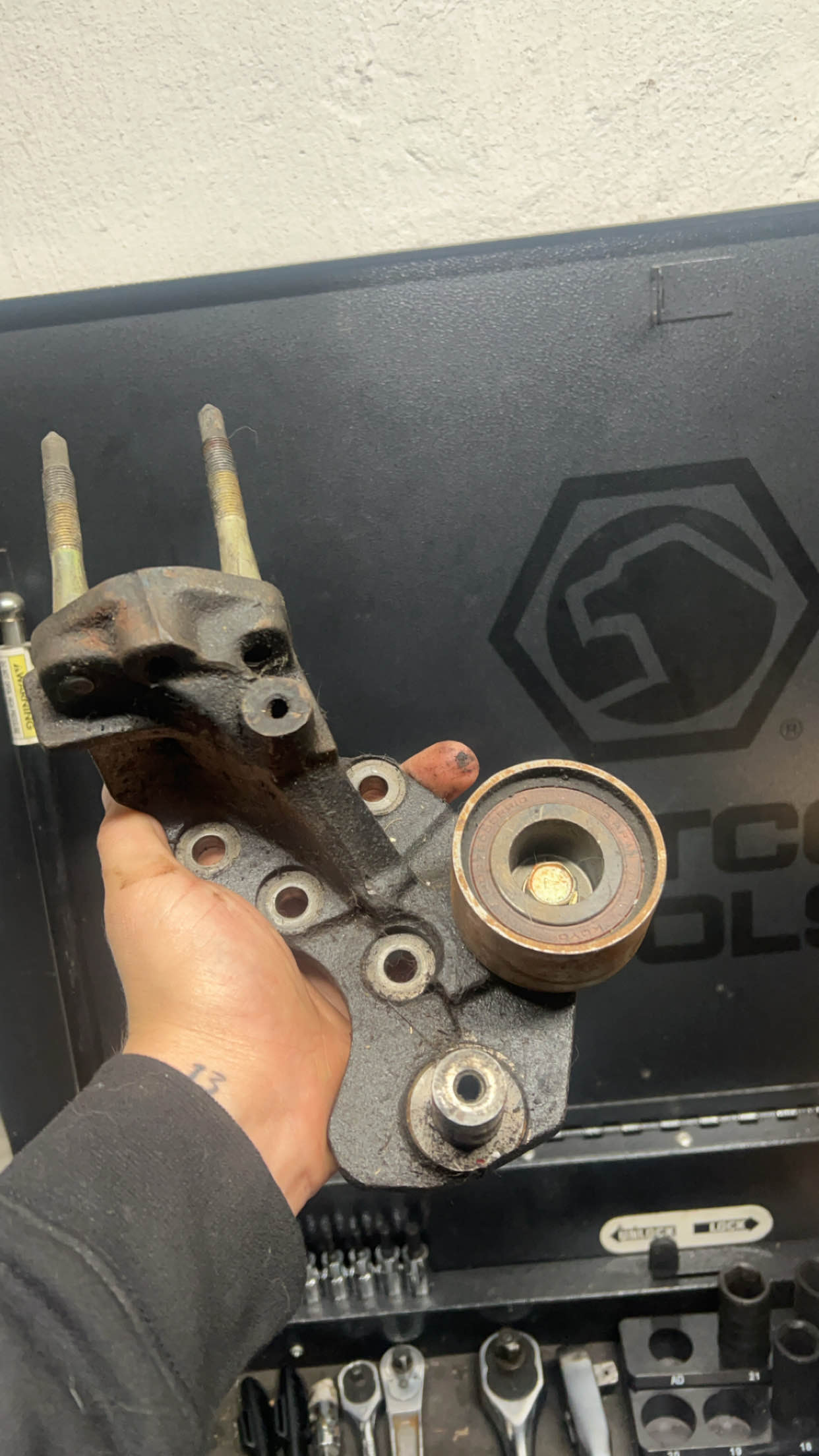 Timing Side Pulley/Engine Side Mount 1G 6Bolt